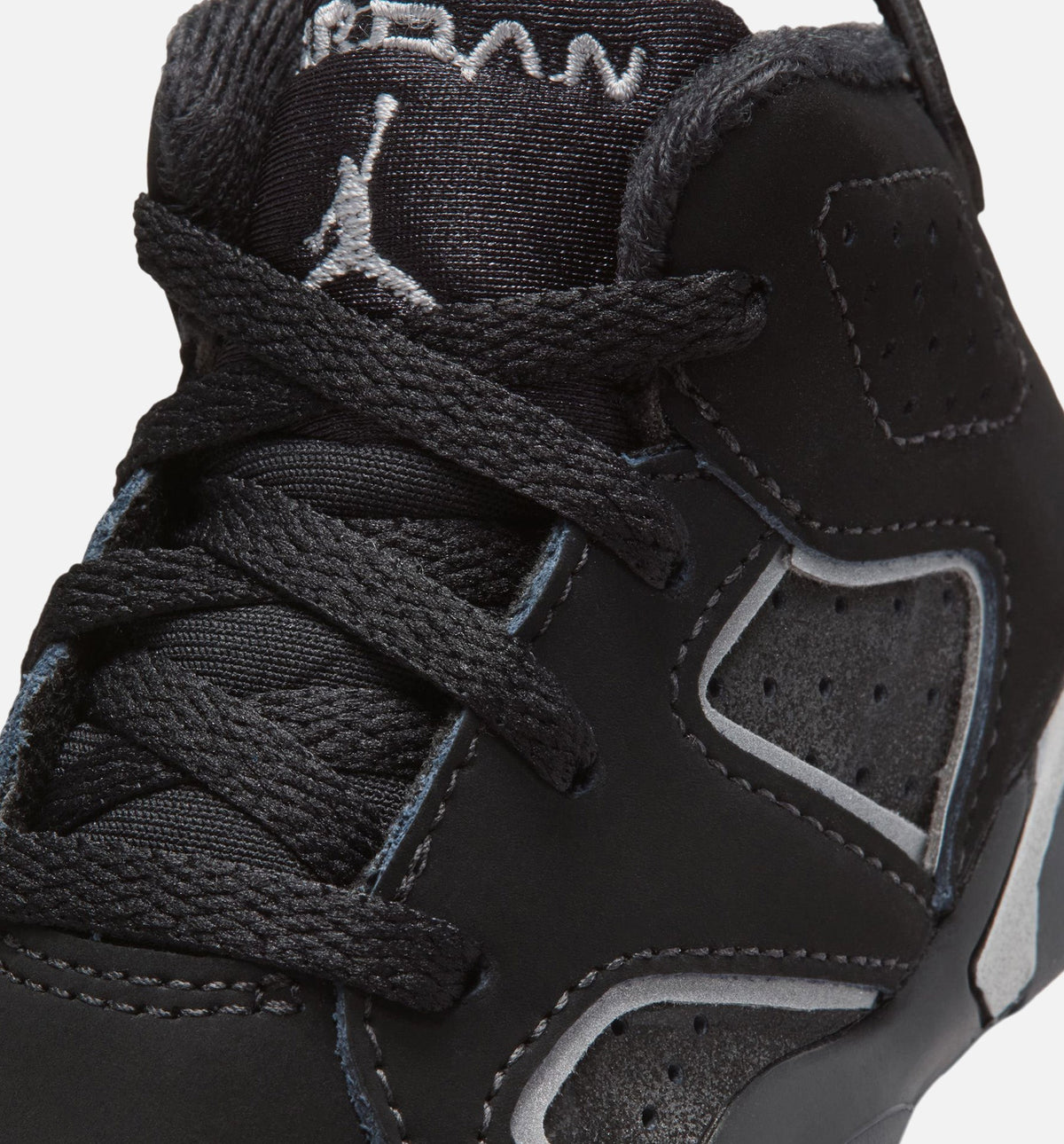 Air Jordan 6 Cap & Gown Baby & Toddler Sneakers - Black / Reflective Silver