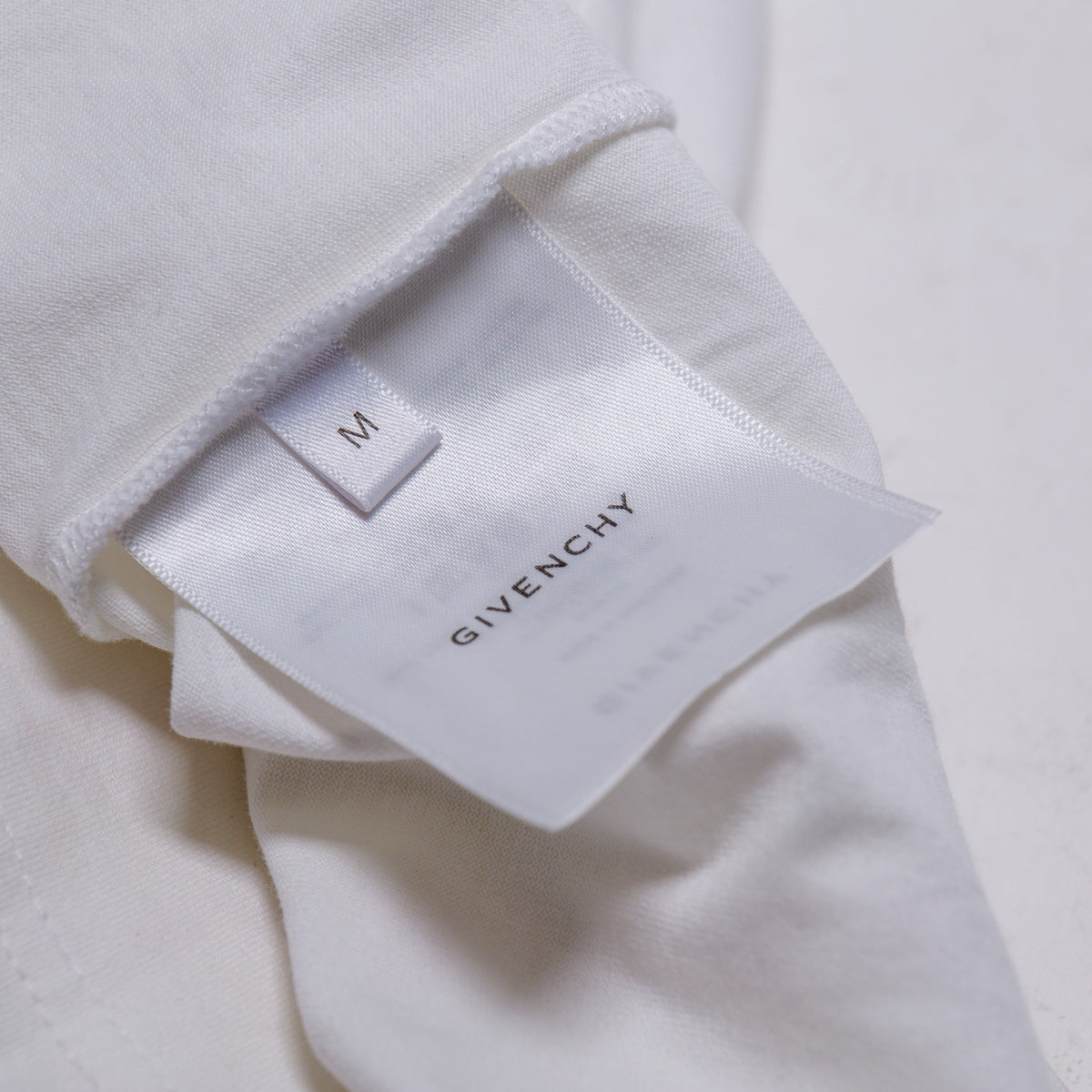 Givenchy T-Shirt & Shorts set