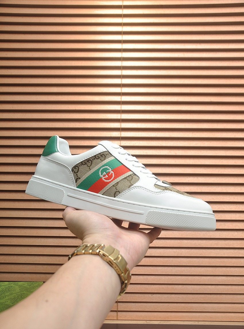 Gucci Red-Green Stripe Low-Top Sneakers